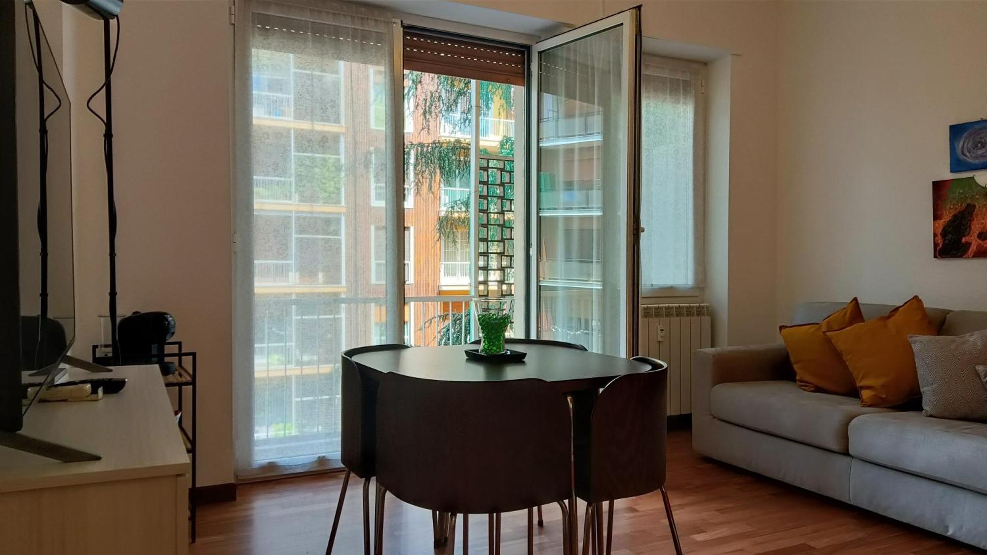 Appartamento Sahi - Via Dei Ciclamini Mm1 Primaticcio, Stadio San Siro, Ospedale San Carlo Milano